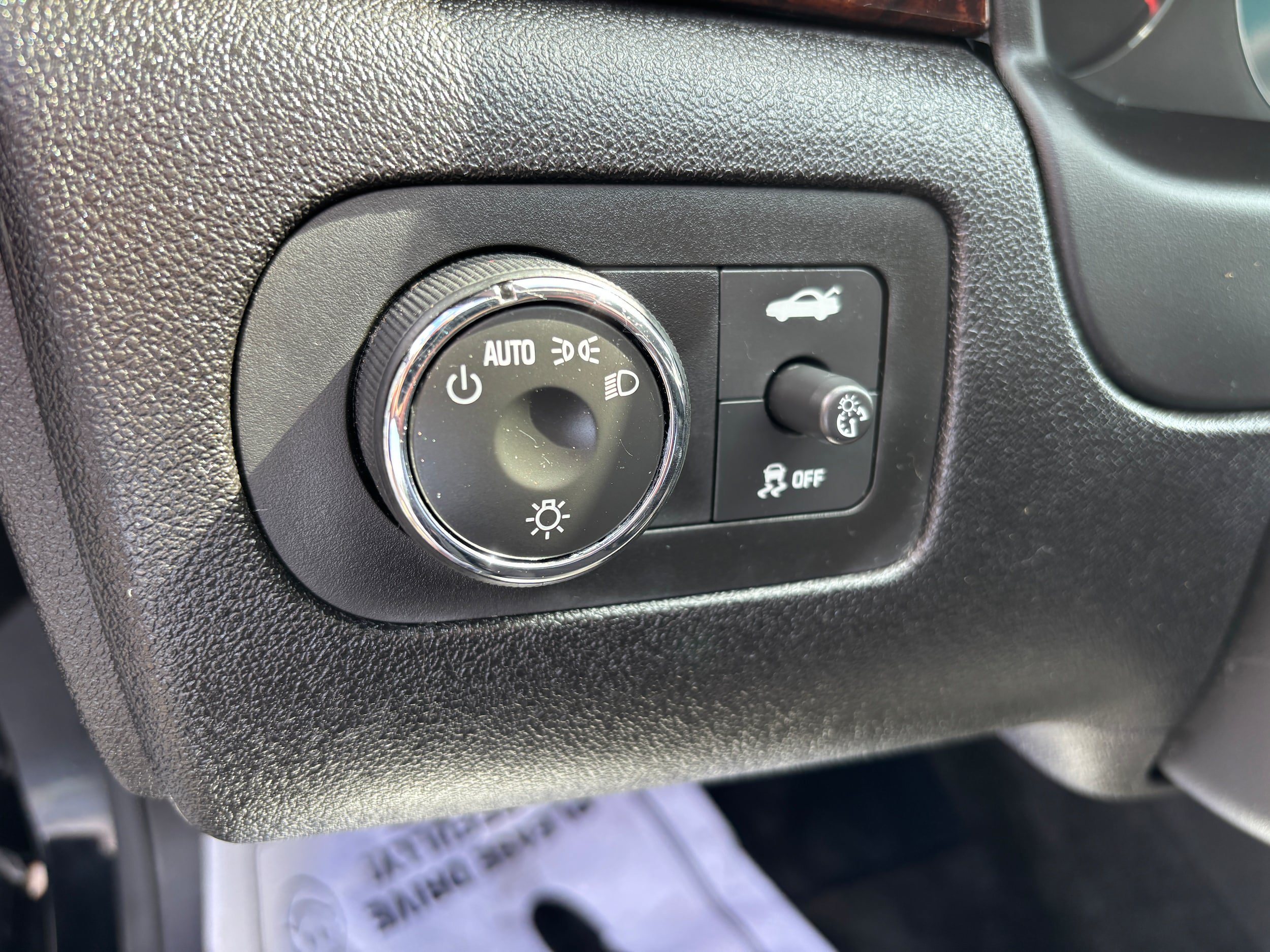 Used 2012 Chevrolet Impala LT FWD image 15
