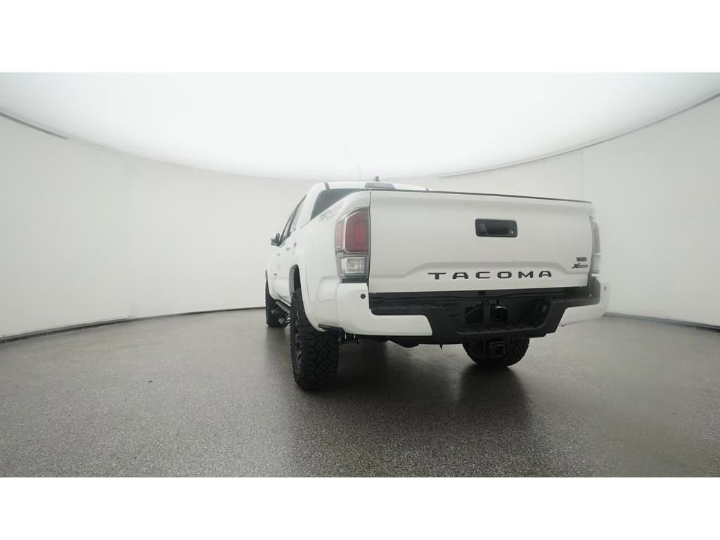 Used 2022 Toyota Tacoma TRD Sport w/ Technology Package AWD/4WD image 23