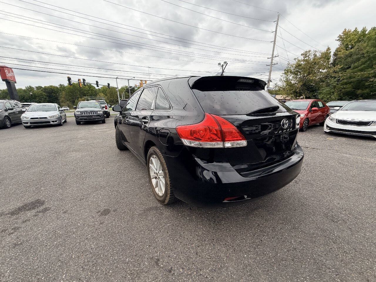 Used 2010 Toyota Venza AWD w/ Convenience Pkg image 26