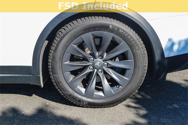 Used 2018 Tesla Model X 100D image 12