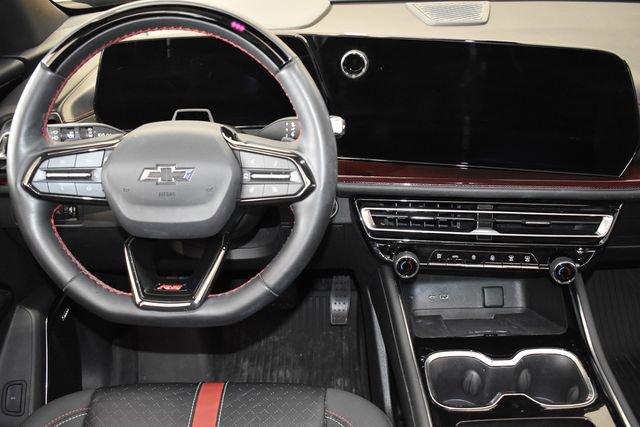 Used 2024 Chevrolet Traverse RS w/ LPO, Floor Liner Package AWD/4WD image 18