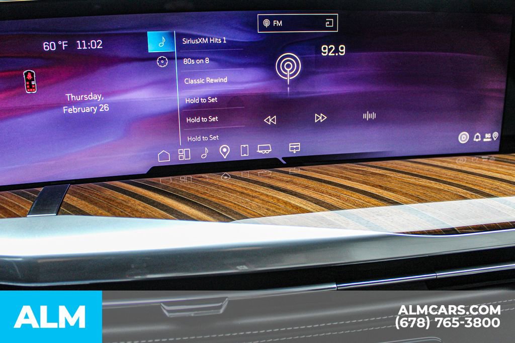 Used 2026 Cadillac Escalade ESV Platinum Sport image 36