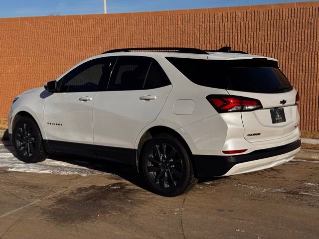 Used 2024 Chevrolet Equinox RS w/ RS Leather Package image 49