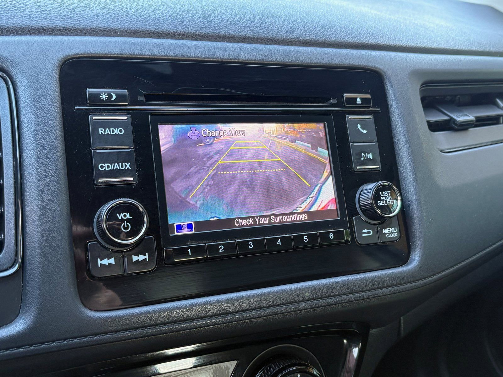 Used 2016 Honda HR-V LX image 36