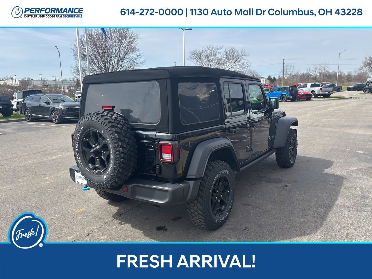 Used 2023 Jeep Wrangler Unlimited w/ Cold Weather Group image 4