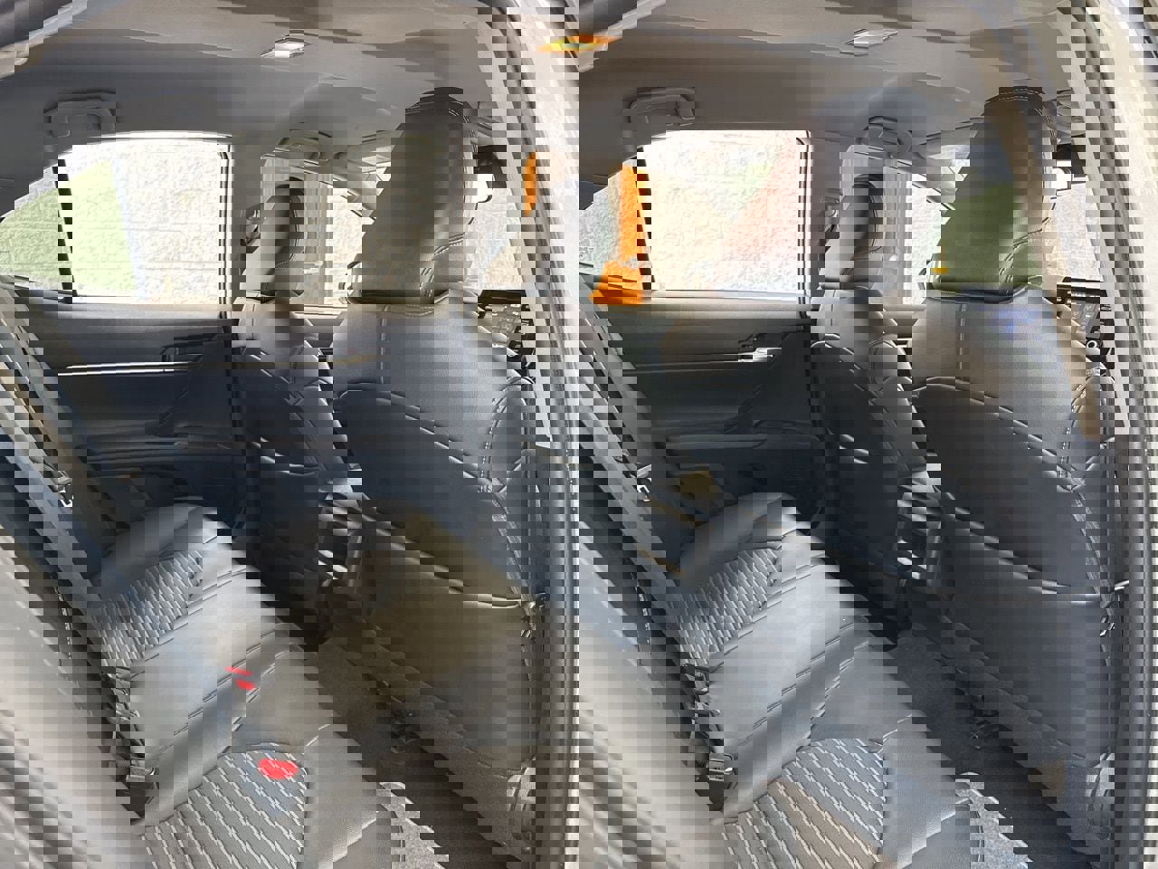 Used 2021 Toyota Camry SE FWD image 43