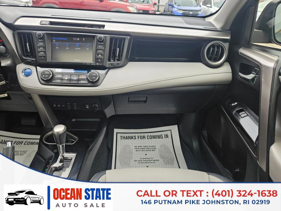 Used 2018 Toyota RAV4 Limited w/ Carpet Mat Package image 17
