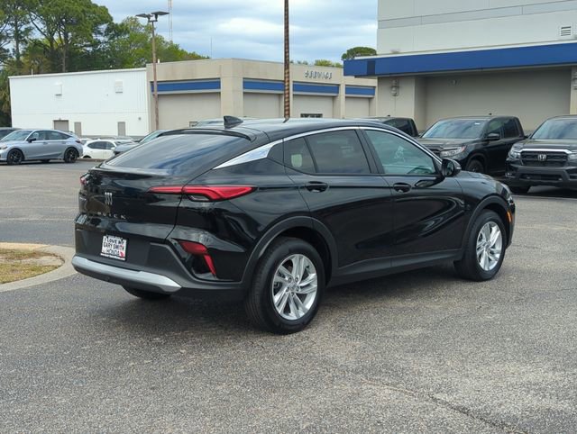 Used 2025 Buick Envista Preferred image 4