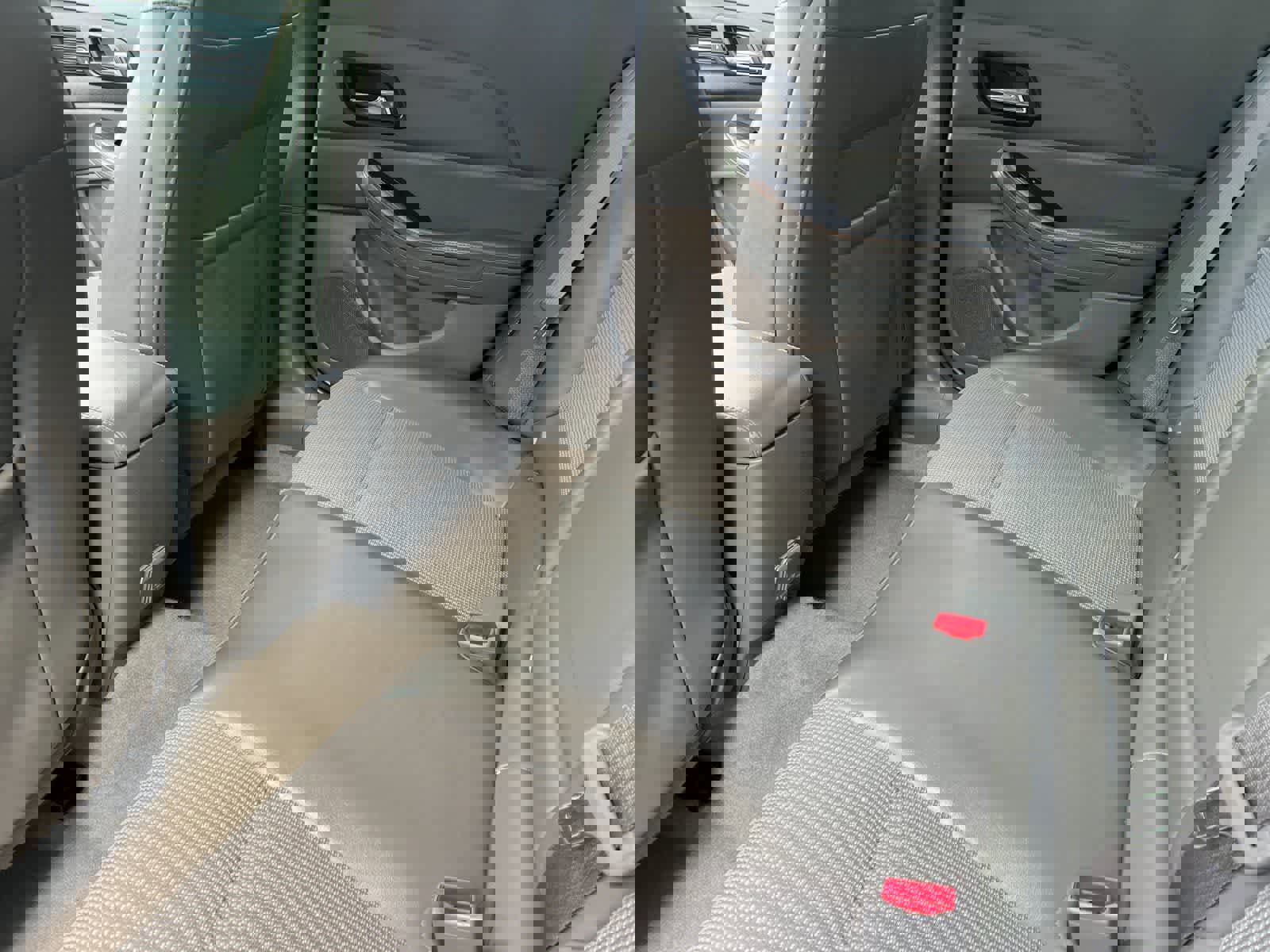 Used 2015 Chevrolet Malibu LT FWD image 5