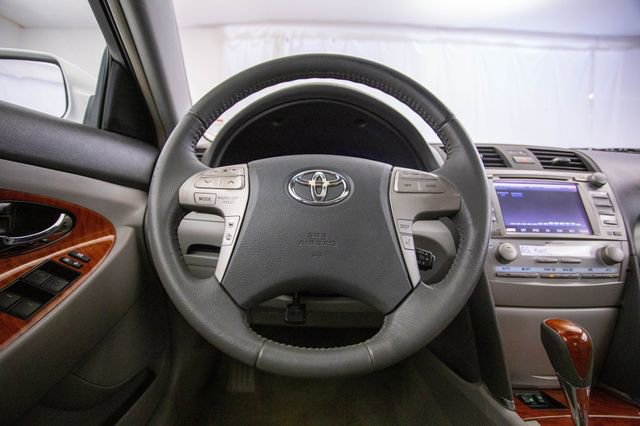 Used 2011 Toyota Camry XLE w/ XLE Extra-Value Pkg #2 image 47