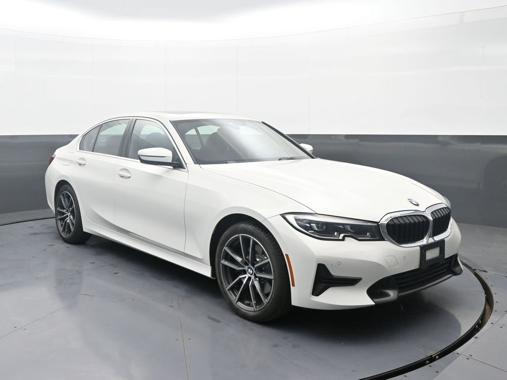 Used 2021 BMW 330i xDrive Sedan w/ Convenience Package AWD/4WD image 3
