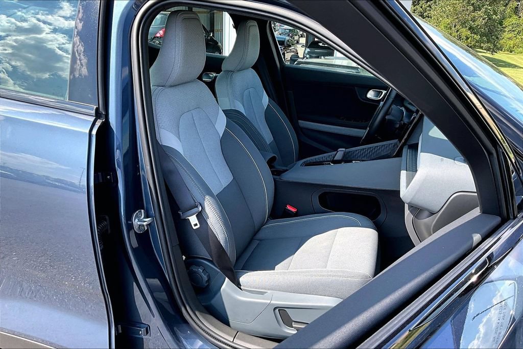 Used 2024 Polestar Polestar 2 AWD/4WD image 30