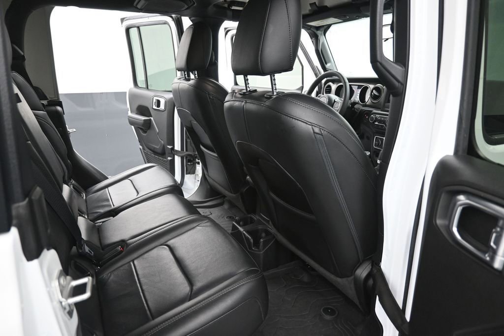 Used 2023 Jeep Gladiator Sport AWD/4WD image 12