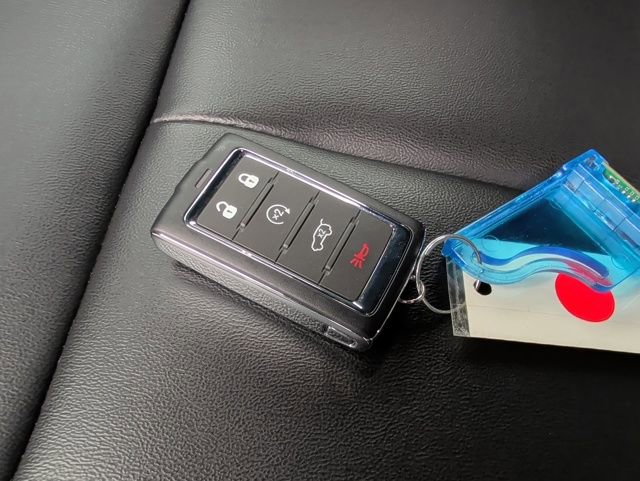 Used 2025 Jeep Grand Cherokee Limited image 35