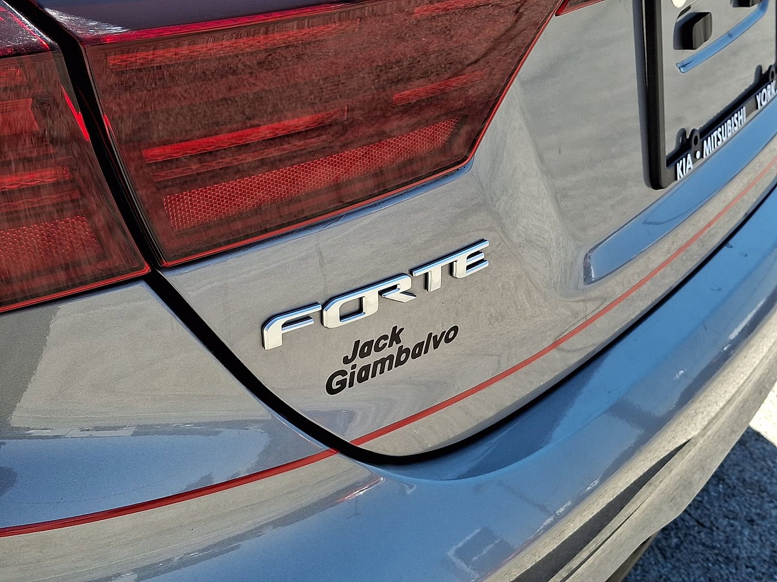 Used 2023 Kia Forte GT-Line image 29