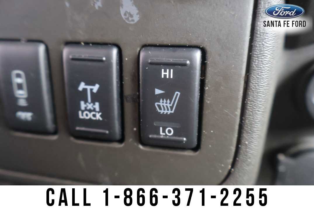 Used 2018 Nissan Frontier PRO-4X AWD/4WD image 34