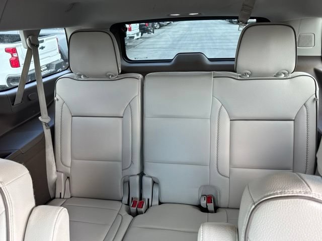 Used 2023 GMC Yukon XL Denali AWD/4WD image 23