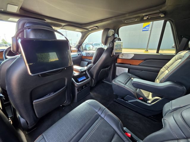 Used 2023 Lincoln Navigator L Black Label AWD/4WD image 14