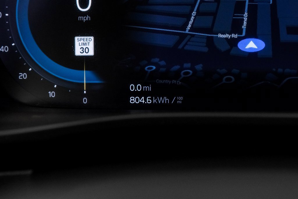 Used 2023 Volvo C40 P8 Recharge Ultimate image 27
