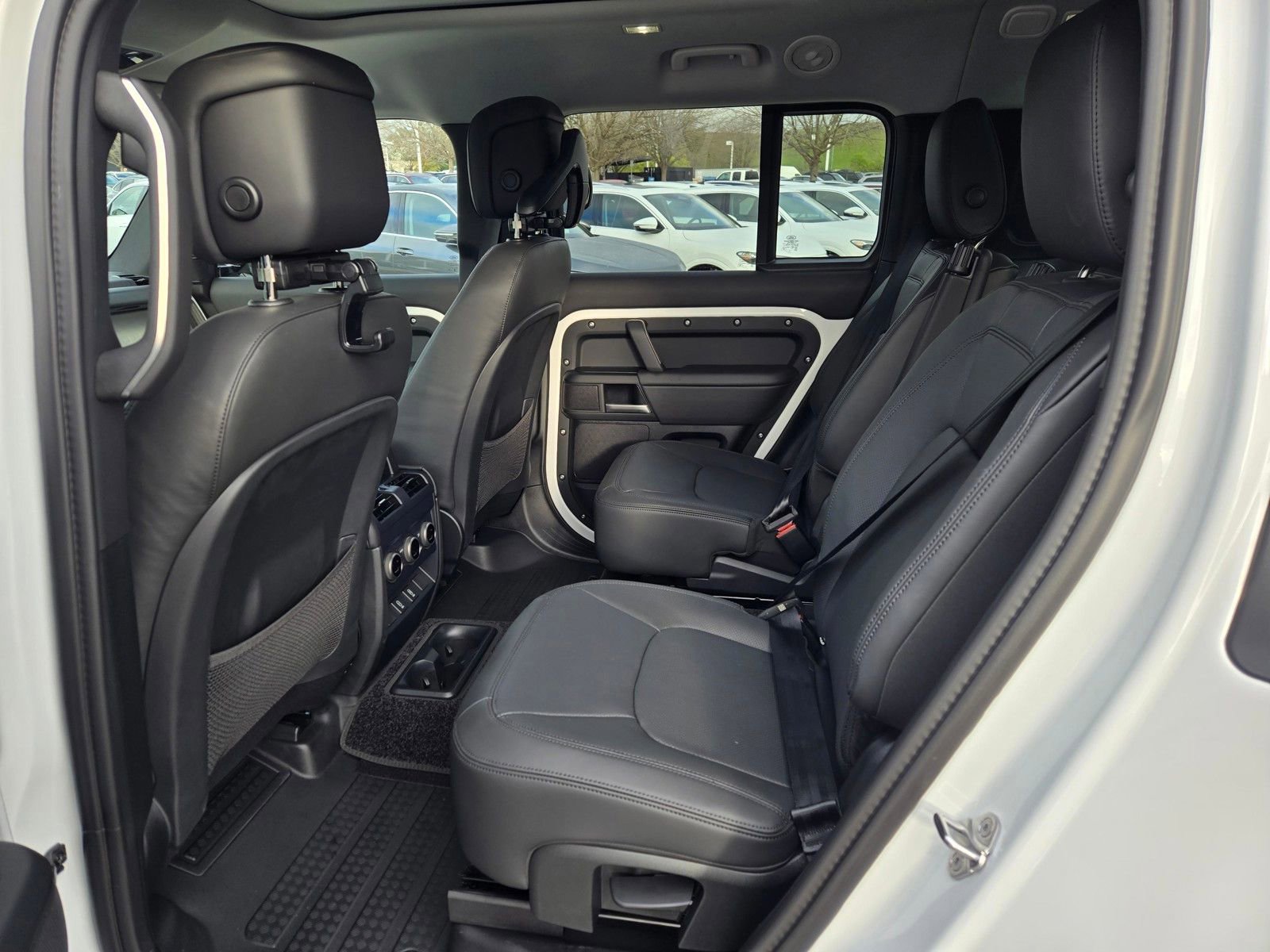 New 2026 Land Rover Defender 130 S AWD/4WD image 7