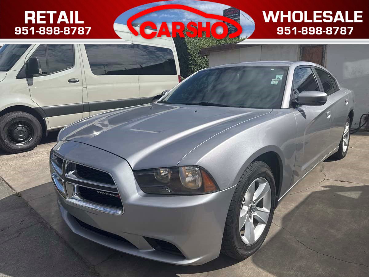 Used 2014 Dodge Charger SE w/ Connectivity Group