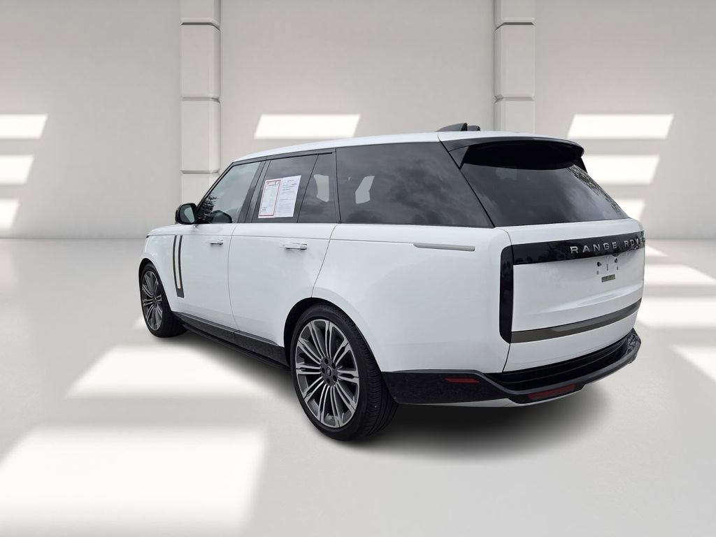 Used 2024 Land Rover Range Rover SE AWD/4WD image 7