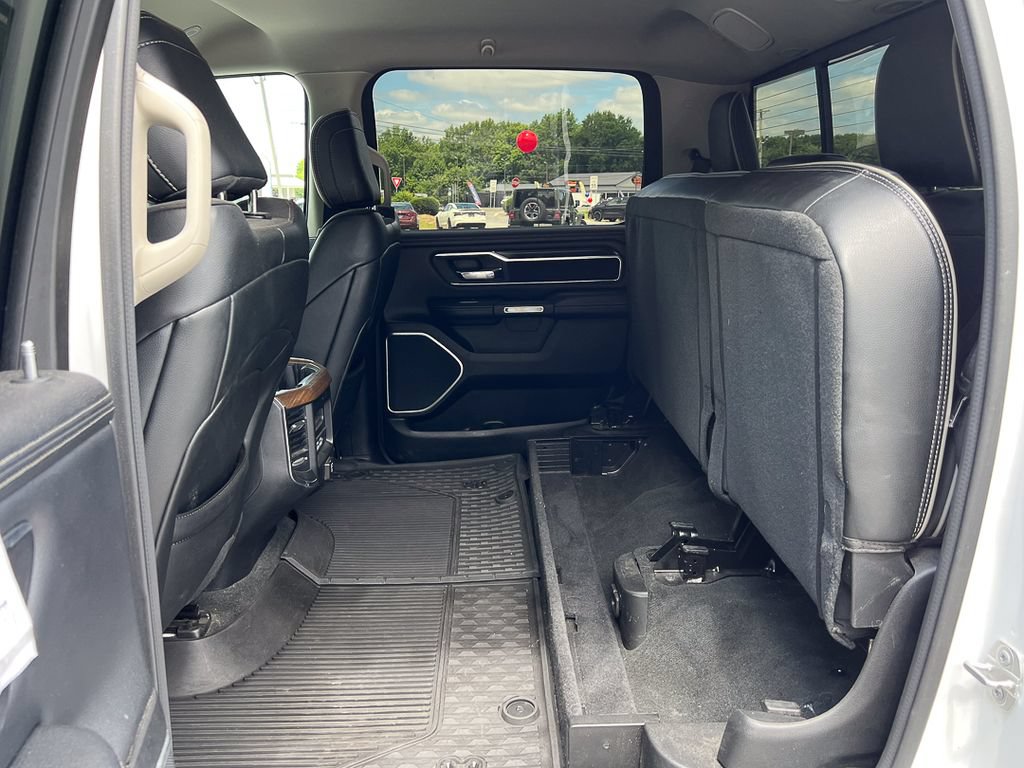 Used 2022 RAM 1500 Laramie AWD/4WD image 29