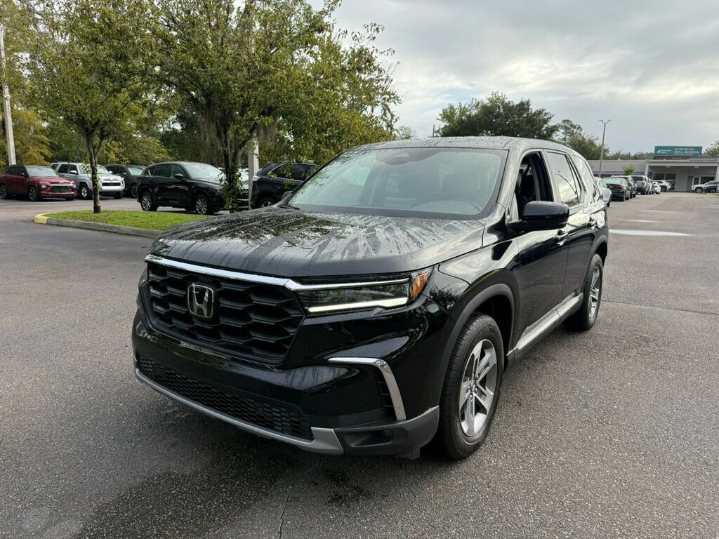 Used 2025 Honda Pilot EX-L image 1