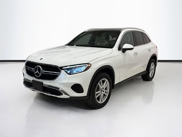 Certified 2023 Mercedes-Benz GLC 300 4MATIC w/ Exclusive Trim Package image 1