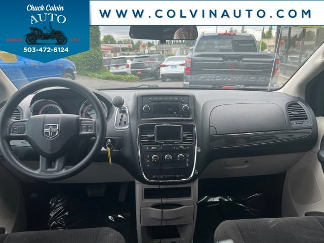 Used 2012 Dodge Grand Caravan American Value Package FWD image 15
