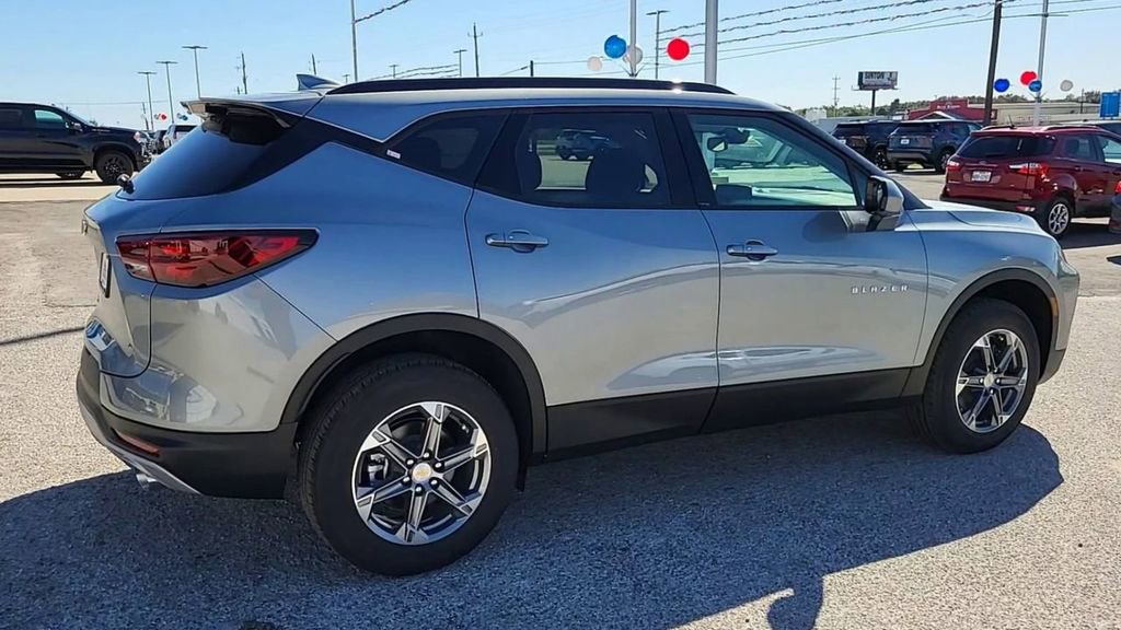 New 2026 Chevrolet Blazer LT w/ Convenience Package image 8
