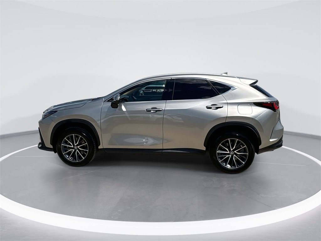 Used 2024 Lexus NX 250 FWD image 5