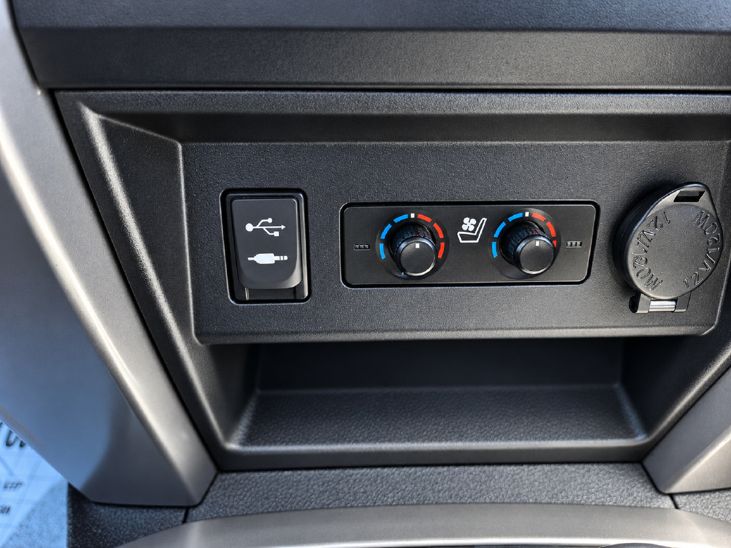 Used 2014 Toyota 4Runner Limited AWD/4WD image 13