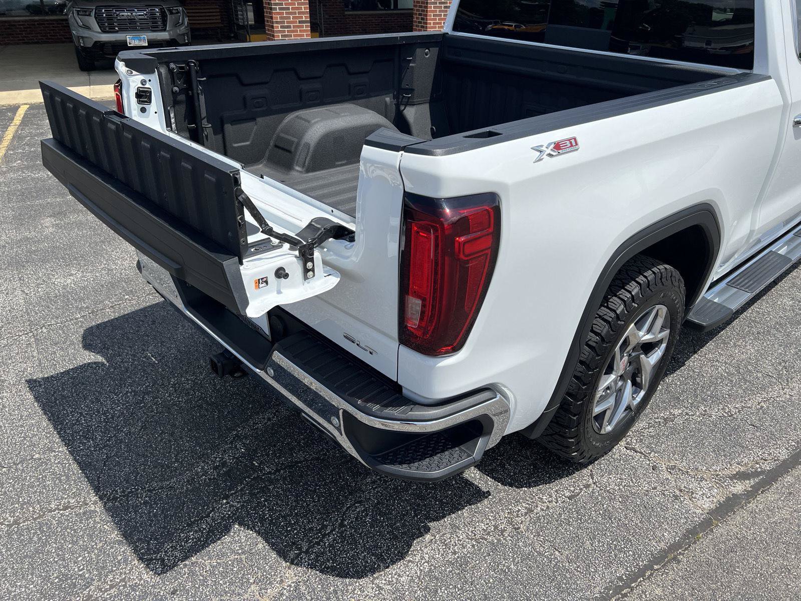 Used 2023 GMC Sierra 1500 SLT w/ SLT Premium Plus Package AWD/4WD image 48