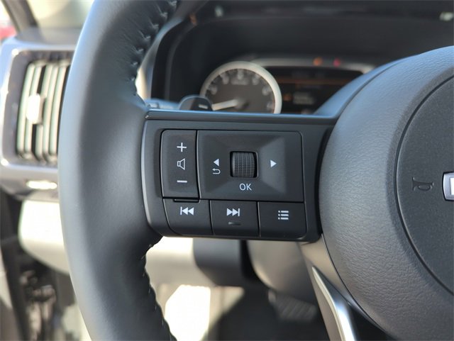 Certified 2025 Nissan Pathfinder SV w/ SV Premium Package image 37