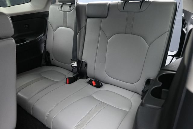 Used 2023 Honda Pilot EX-L image 18