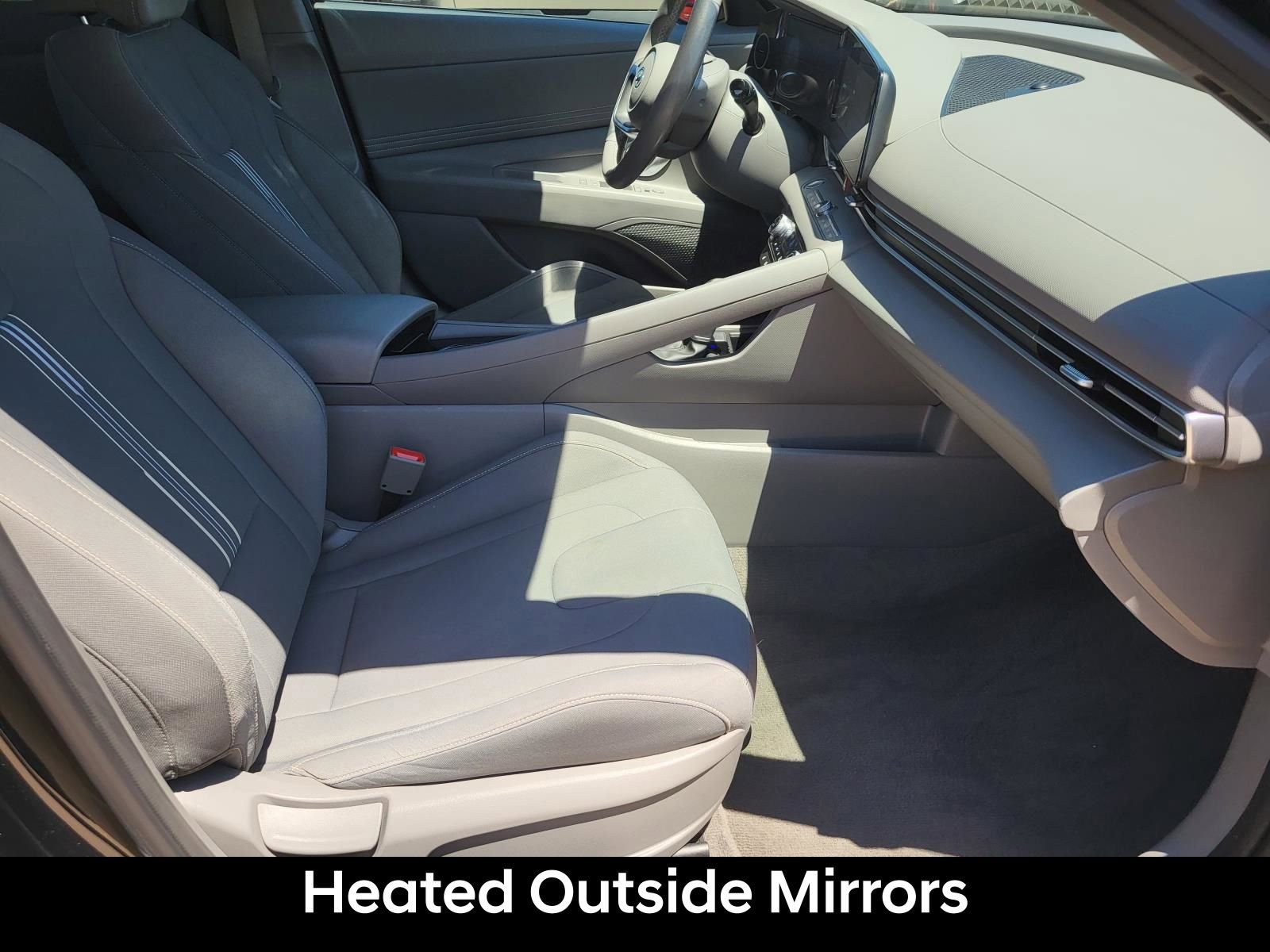 Certified 2023 Hyundai Elantra SEL w/ Convenience Package FWD image 8
