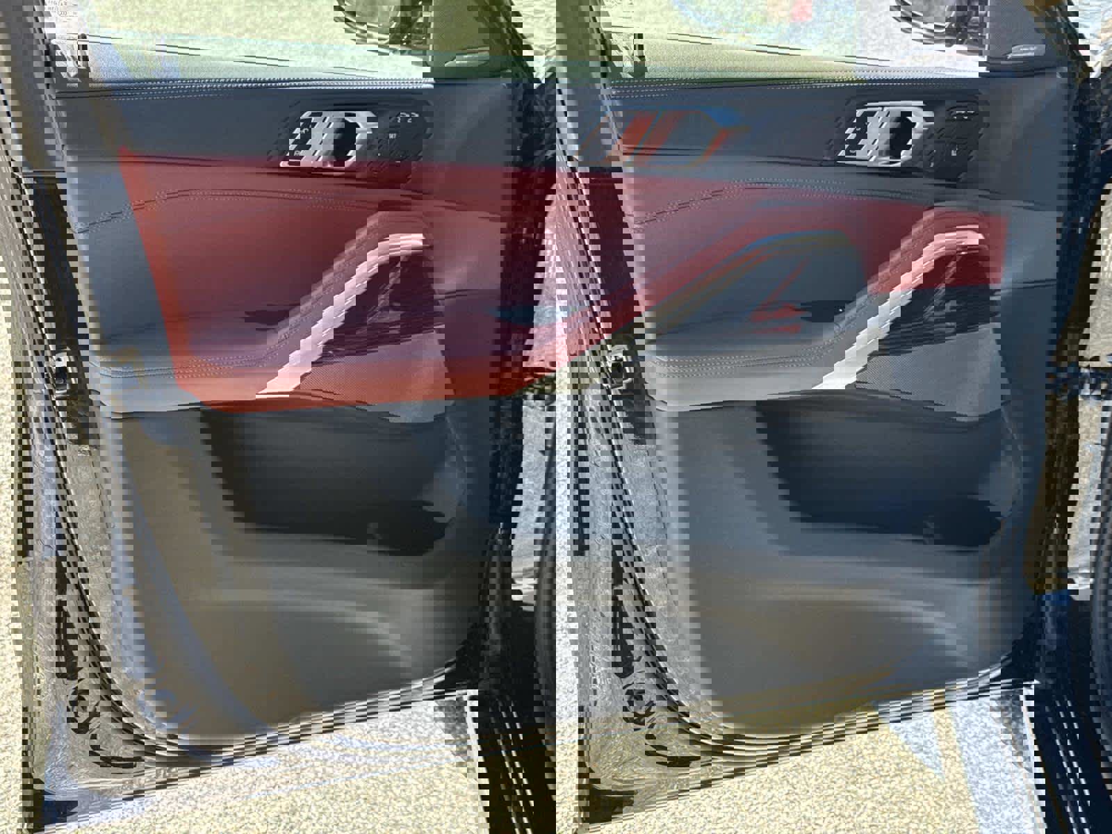 Certified 2024 BMW X6 xDrive40i w/ Premium Package image 26