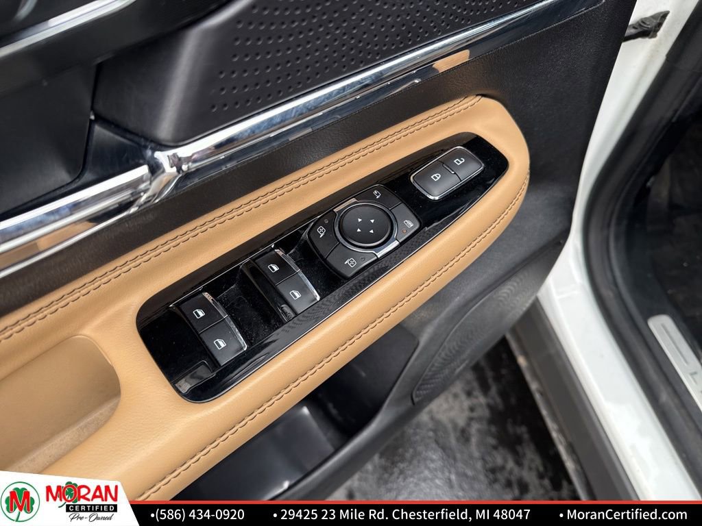 Used 2023 Lincoln Corsair Reserve image 10