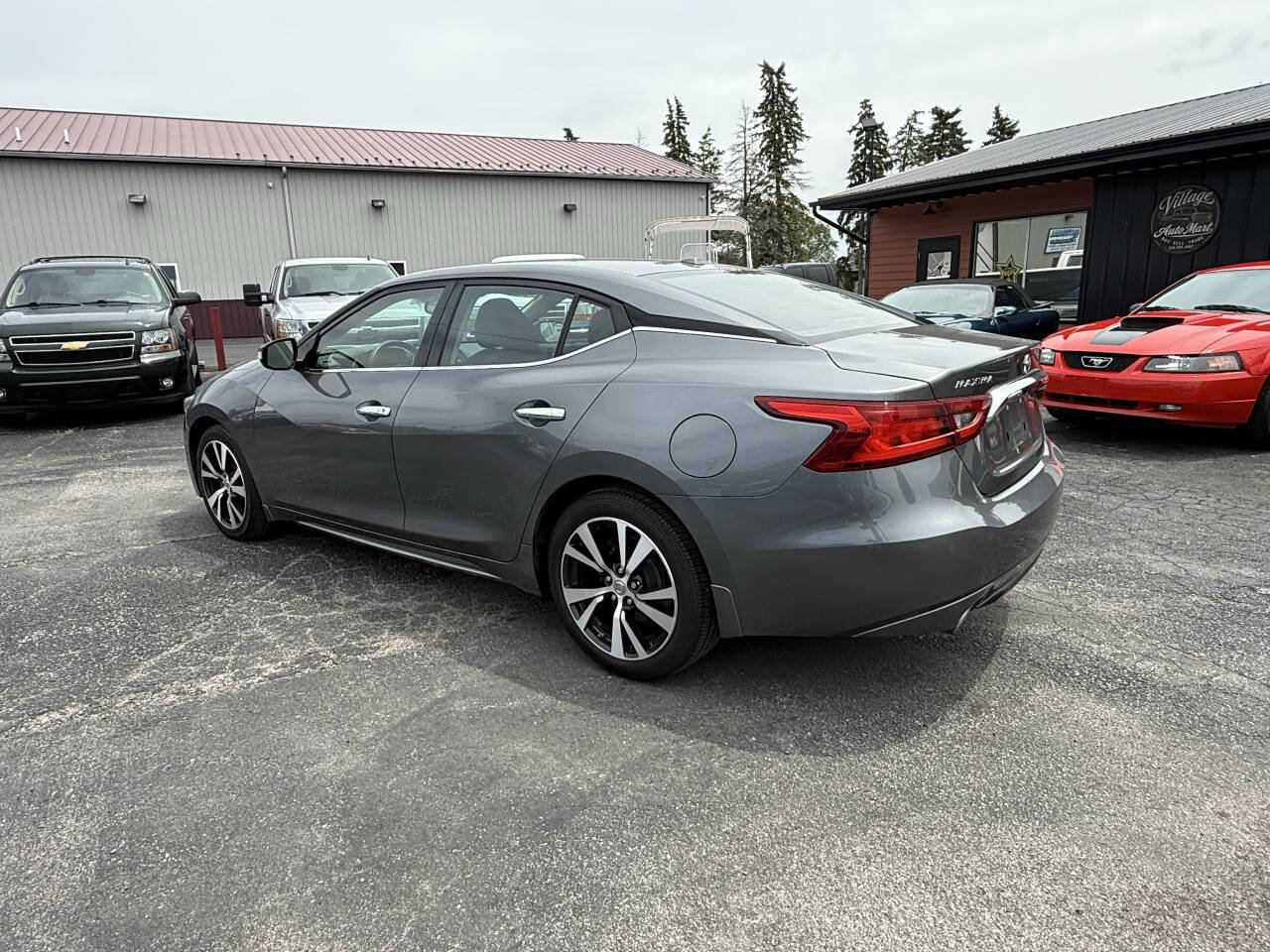 Used 2016 Nissan Maxima 3.5 SV FWD image 4