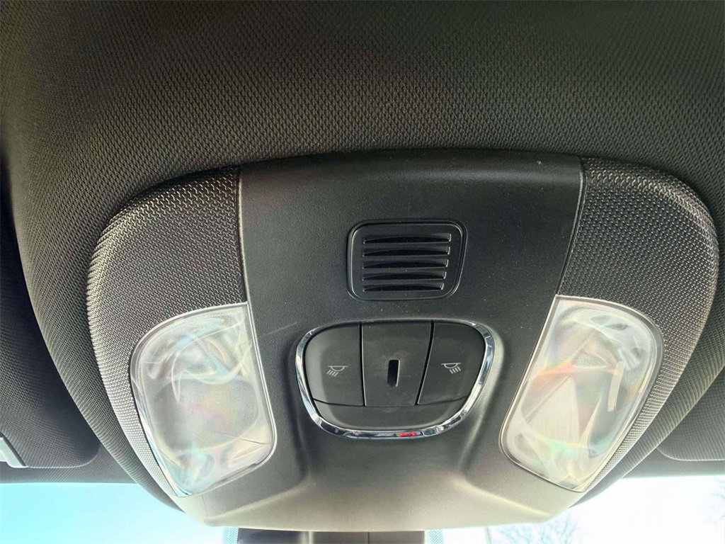 Used 2024 Jeep Compass Latitude image 25