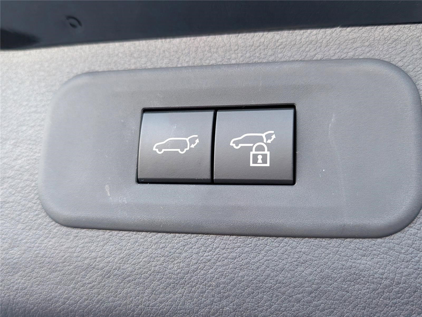 New 2026 Lexus TX 500h AWD image 14