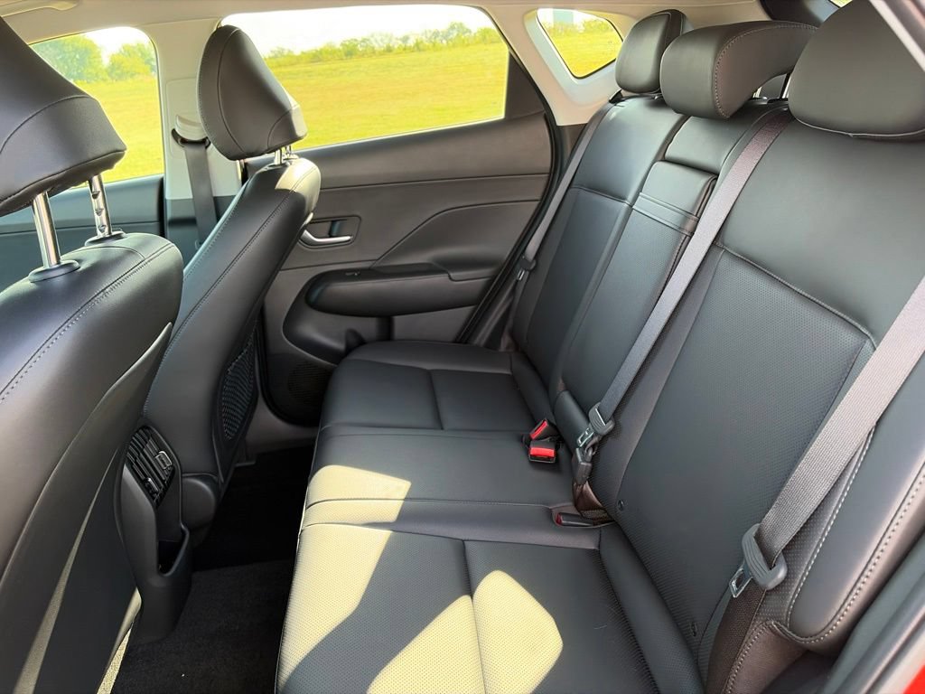 Used 2024 Hyundai Kona Limited AWD/4WD image 13