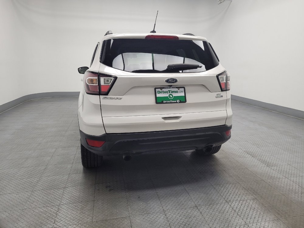 Used 2018 Ford Escape SE w/ SE Sport Appearance Package image 6
