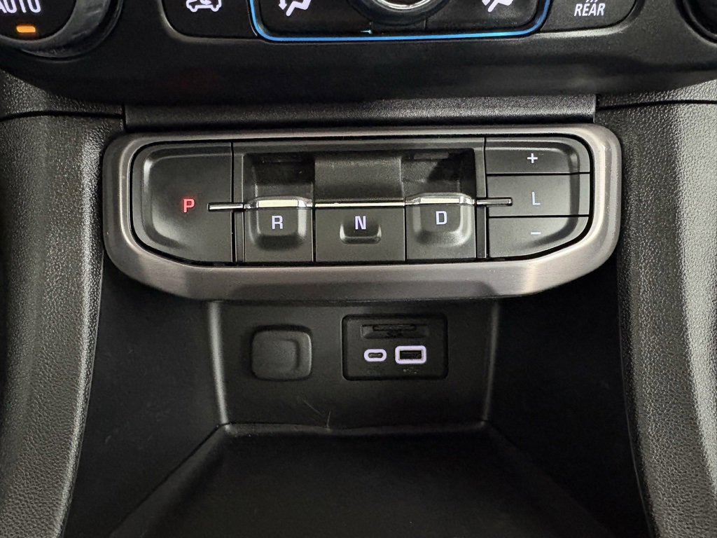 Used 2022 GMC Acadia AT4 w/ Technology Package image 30