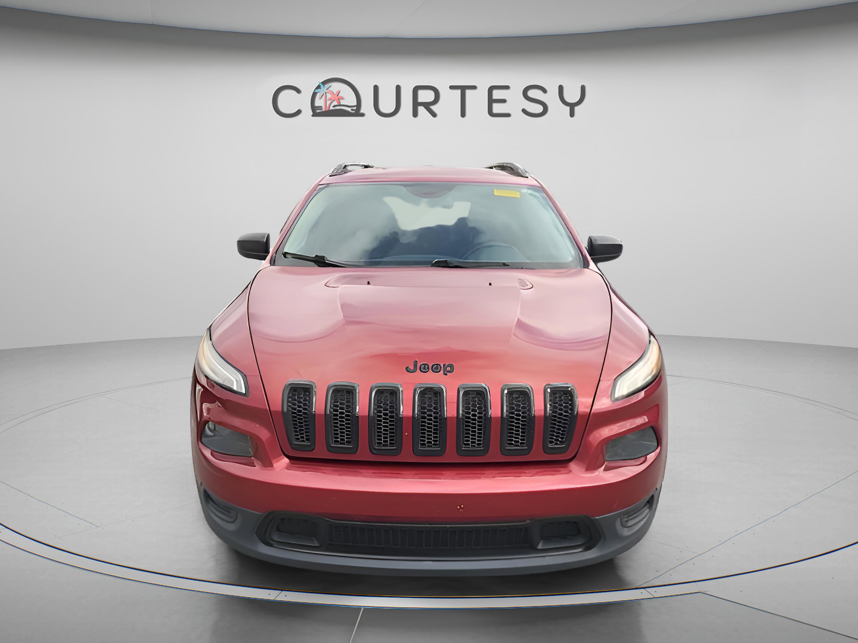 Used 2016 Jeep Cherokee Sport FWD image 8