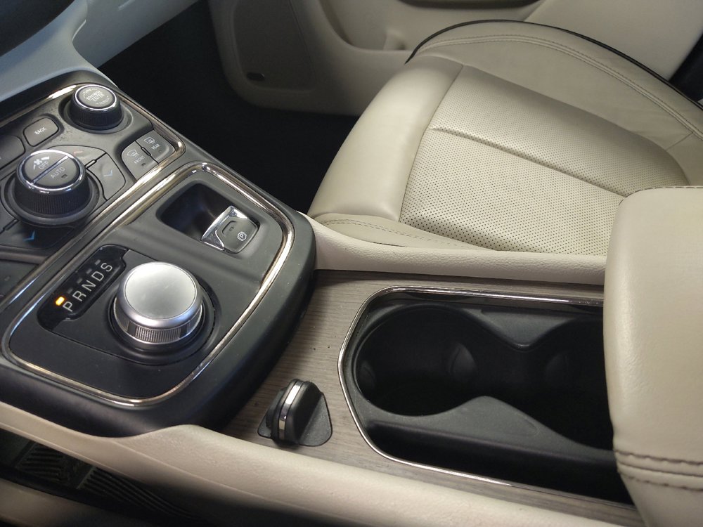 Used 2015 Chrysler 200 C w/ Navigation & Sound Group I FWD image 26