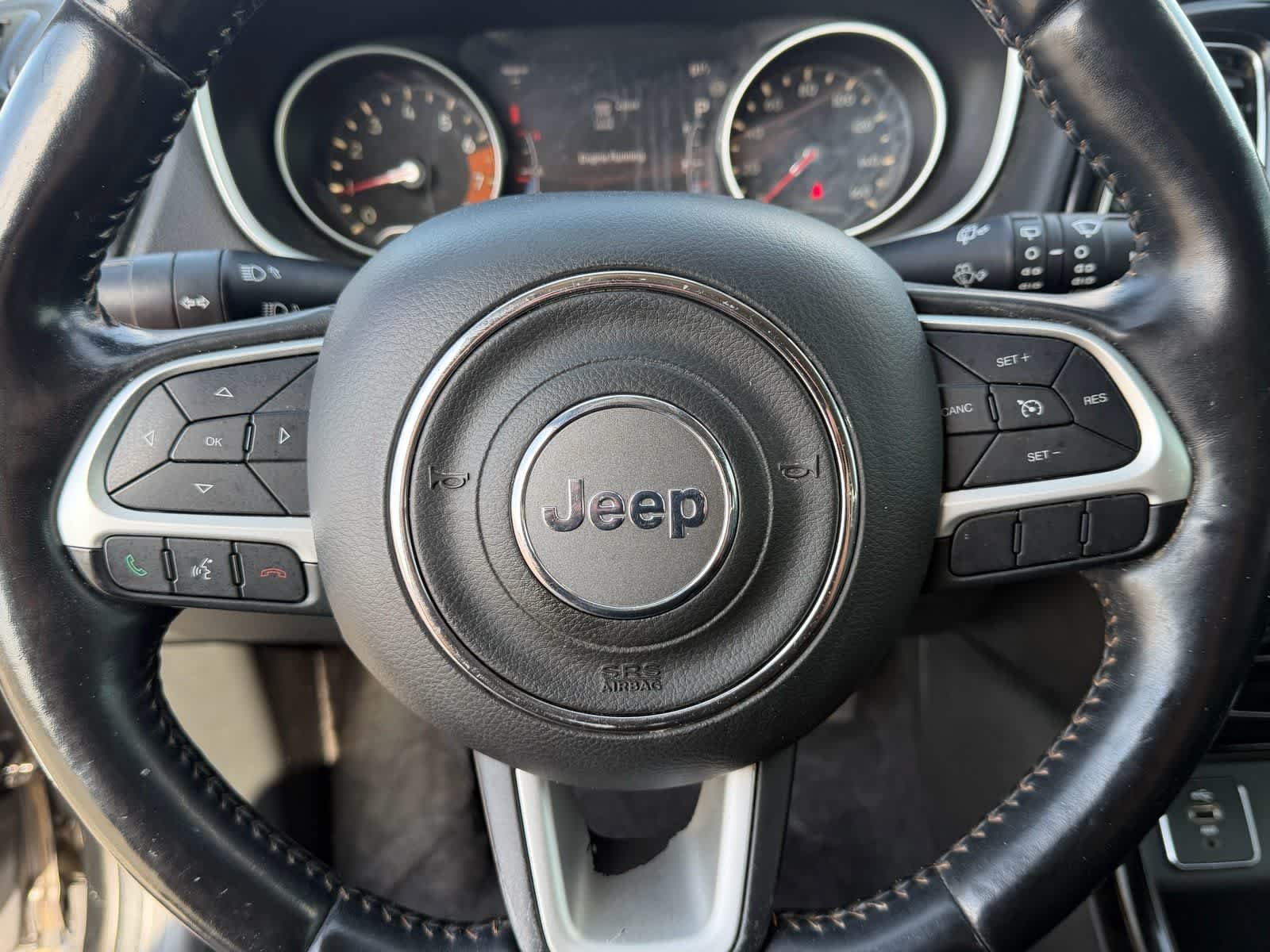 Used 2018 Jeep Compass Limited w/ Navigation Group FWD image 29