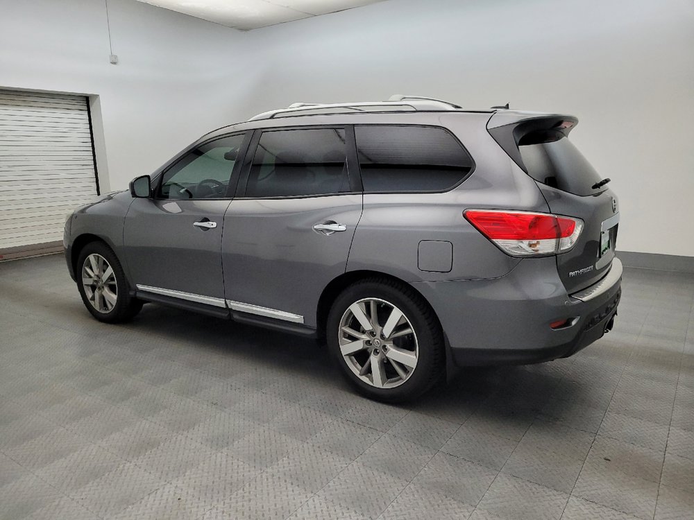 Used 2015 Nissan Pathfinder Platinum AWD/4WD image 3