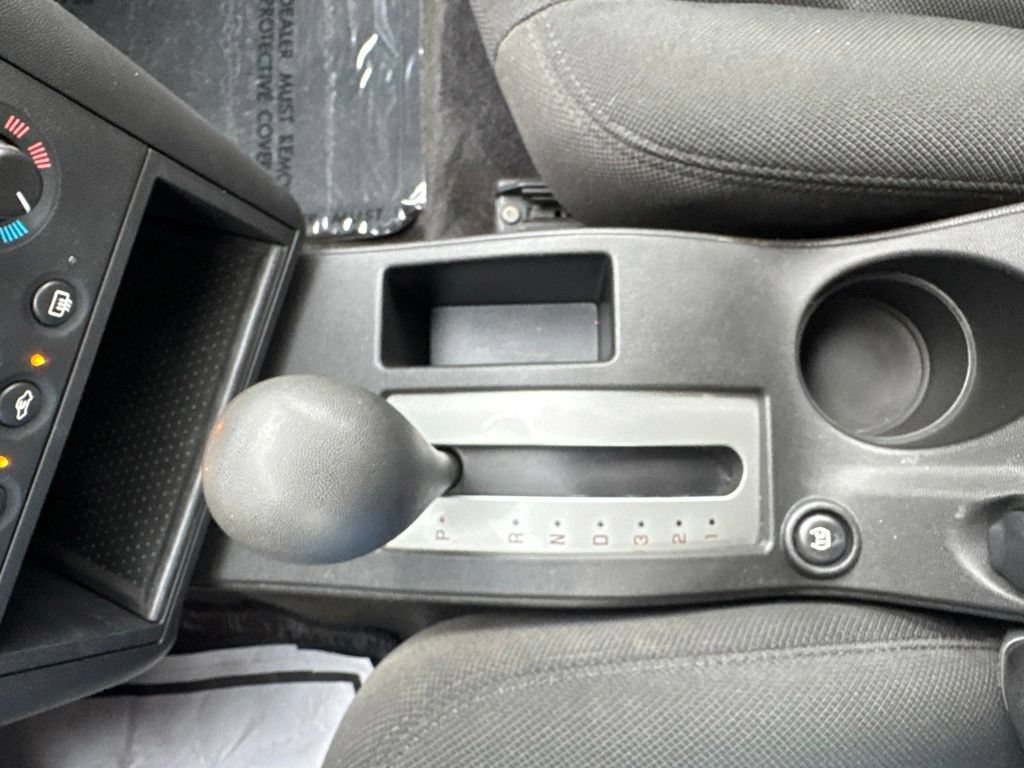 Used 2006 Pontiac Grand Prix w/ Security Package FWD image 19